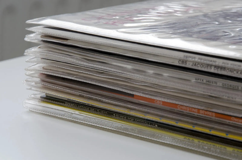 Pourquoi vous ne devriez pas utiliser de pochettes en PVC pour stocker vos disques vinyles 
