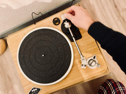 What is the best material for a turntable platter?